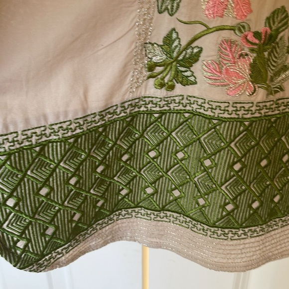 Khaadi pret Pakistani Indian kurta with embroidery. - Picture 5 of 8